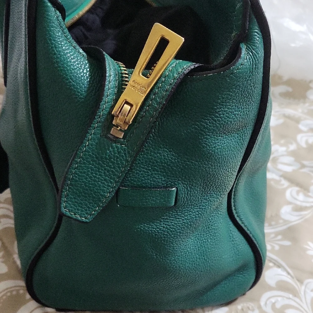 Prada Green Satchel with Structured Design - Picture 5 of 8